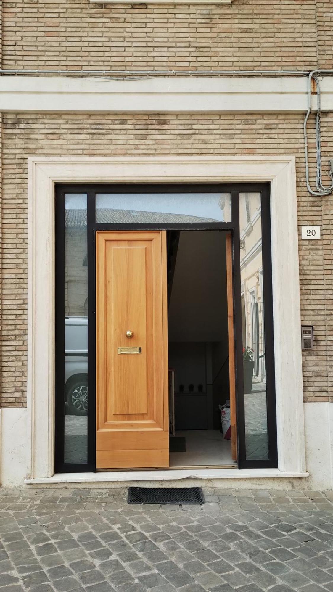 Palazzo Cavalletti - Appartamenti Nel Cuore Di Senigallia Exterior photo